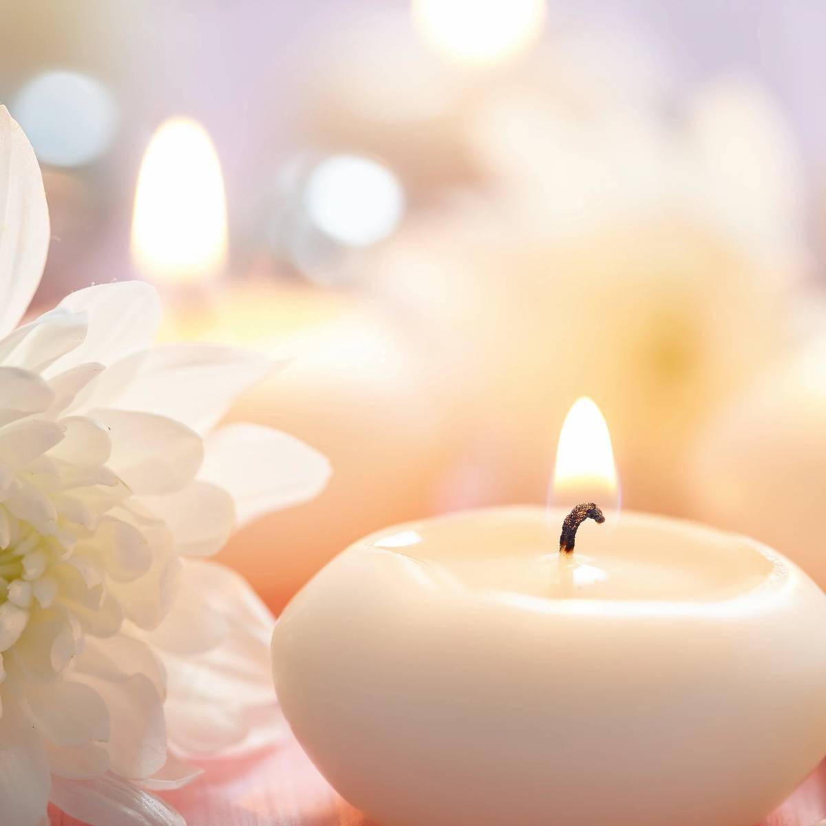 Glowhaus Pumpkin Spice Scented Candle - Limited Edition